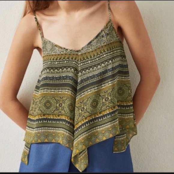 NWT BCBGMAXAZRIA Kassidee spaghetti strap top size Xsmall - Picture 2 of 9